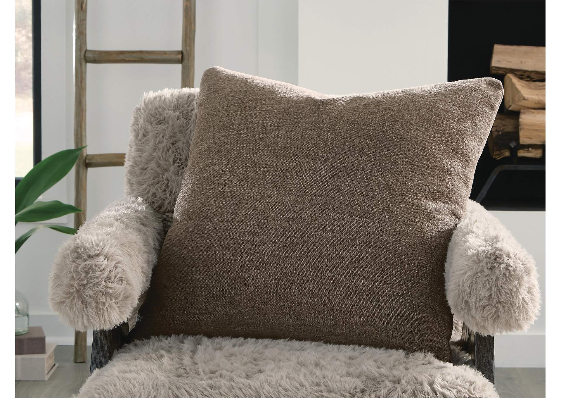Brockbert Pillow (Set of 4)