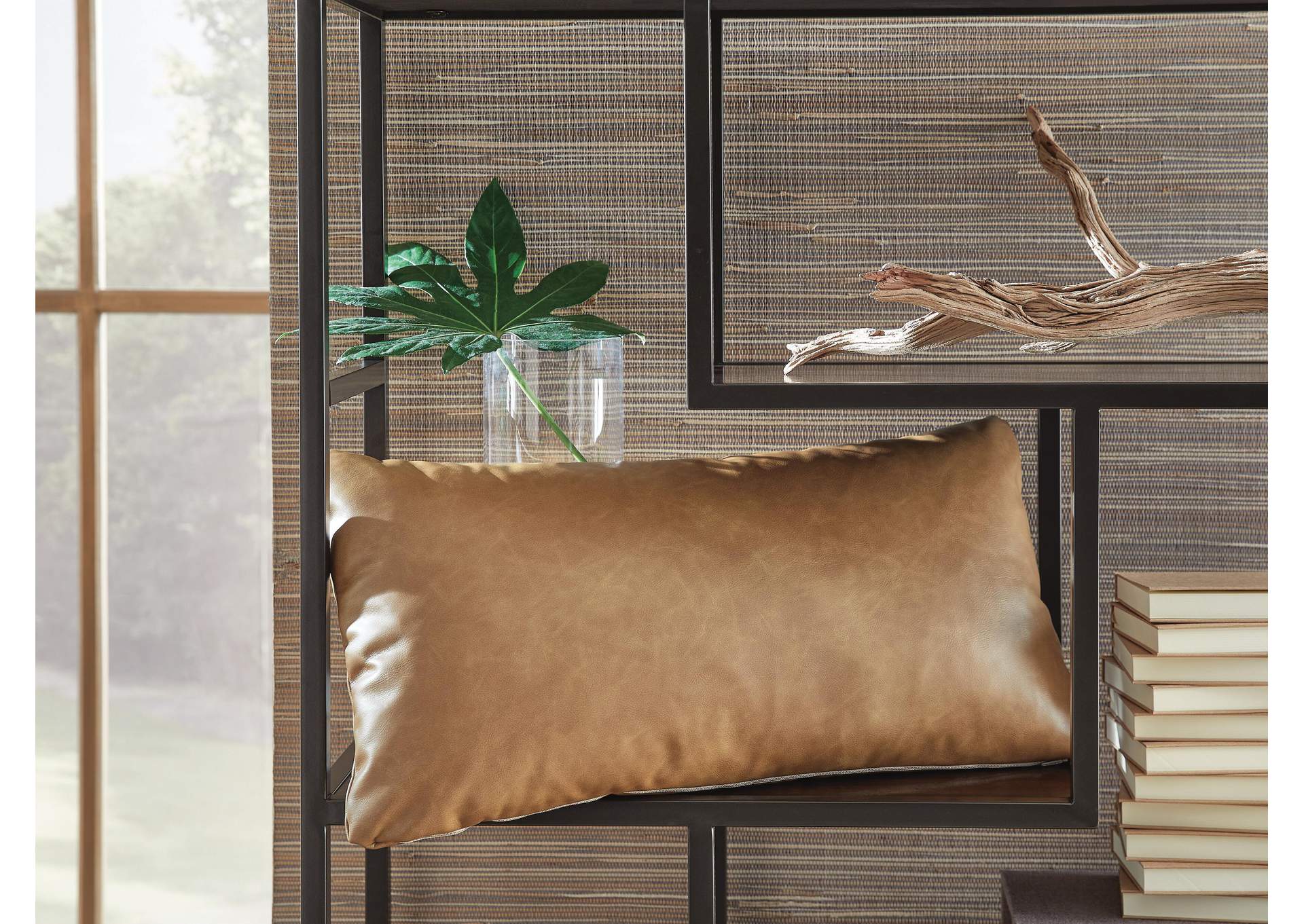 Danvale Pillow (Set of 4)