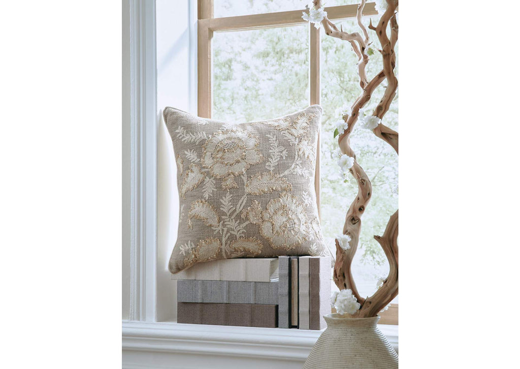 Viveka Pillow (Set of 4)