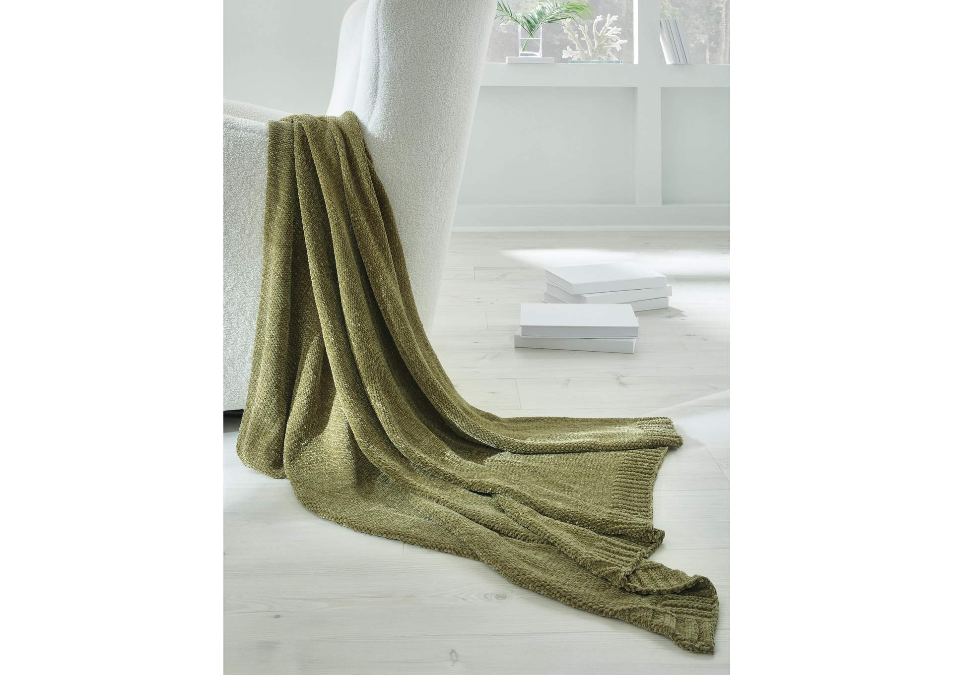 Anawood Throw (Set of 3)