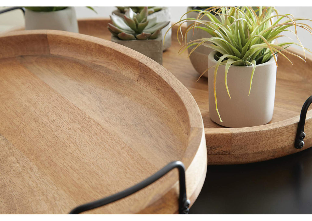 Jocelyne Tray (Set of 2) detail