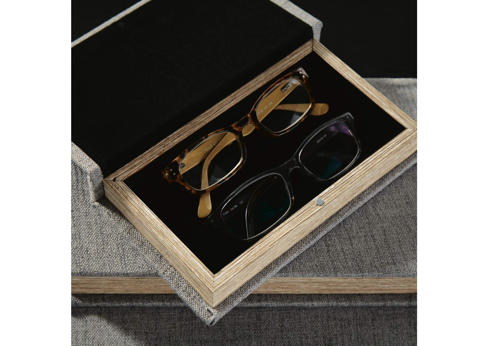 Jolina Box (Set of 3) detail