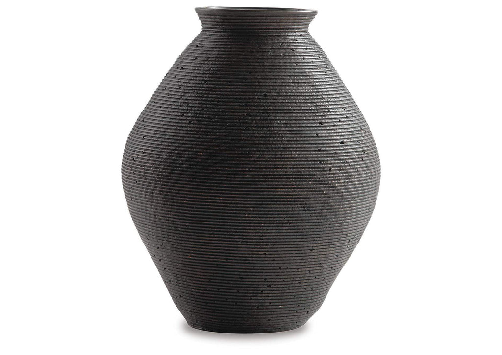 Hannela Vase