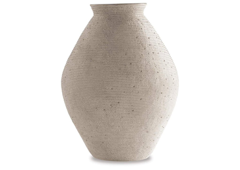 Hannela Vase