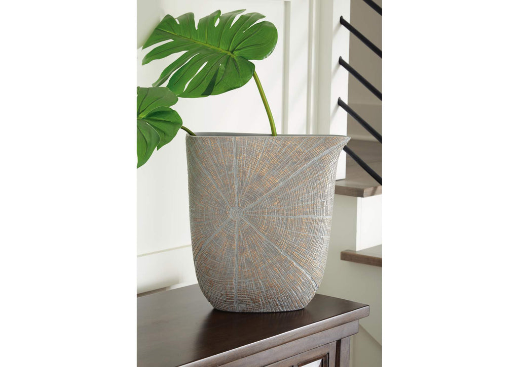 Ardenley Vase