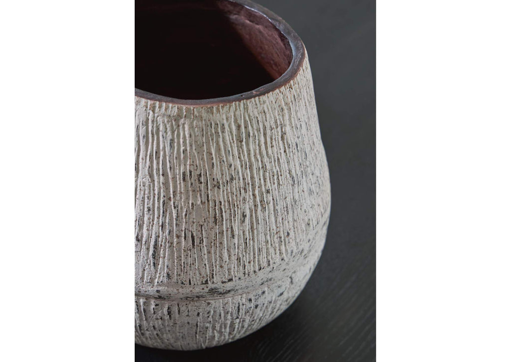 Claymount Vase detail