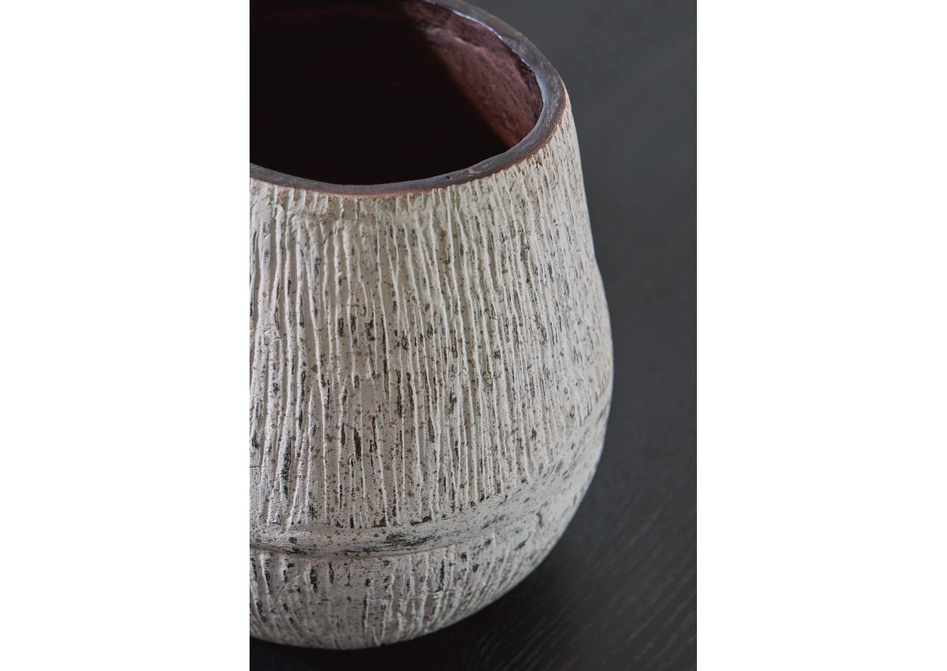 Claymount Vase detail