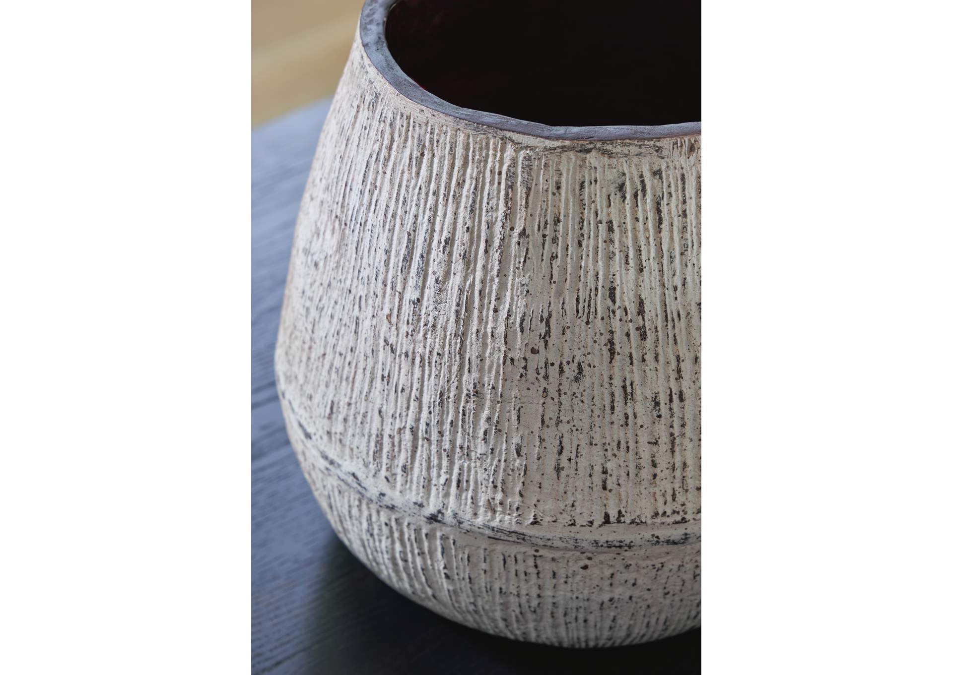 Claymount Vase detail