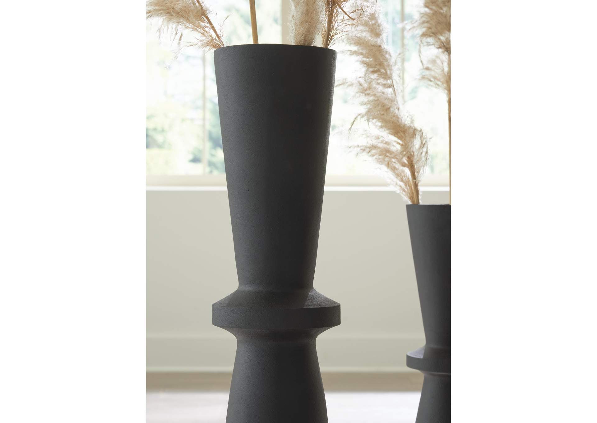 Collisten Vase detail