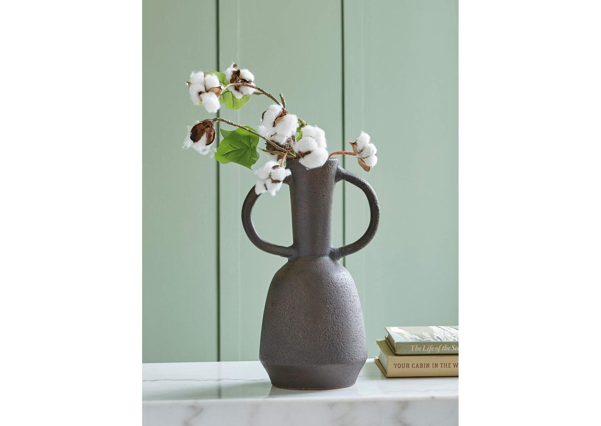 Aadeen Vase