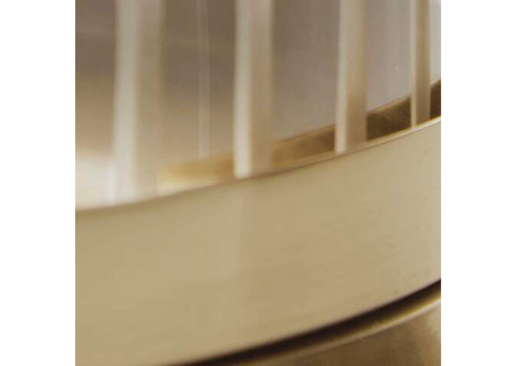Aavinson Candle Holder