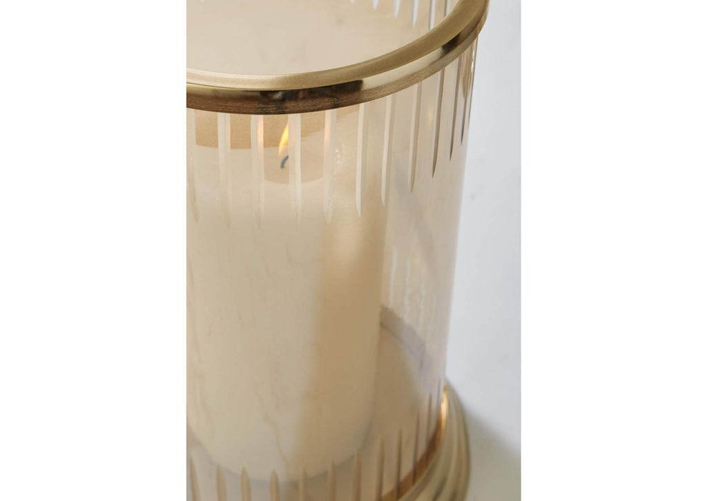 Aavinson Candle Holder detail