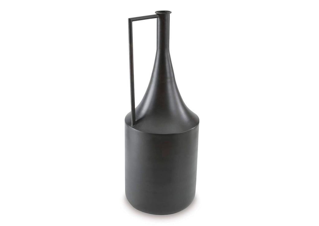 Zainforth Vase angled view