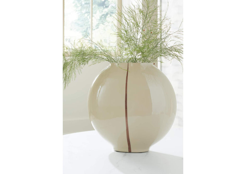 Sheabourne Vase
