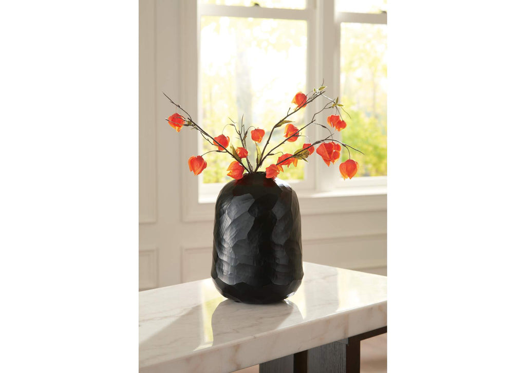 Ryanford Vase
