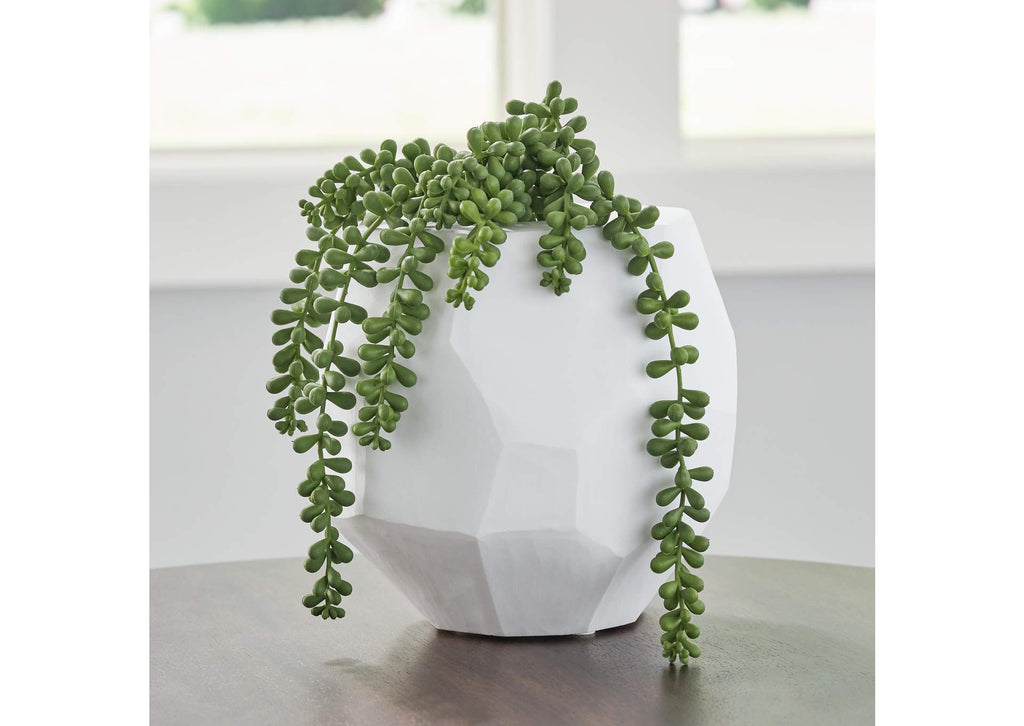 Karenton Vase