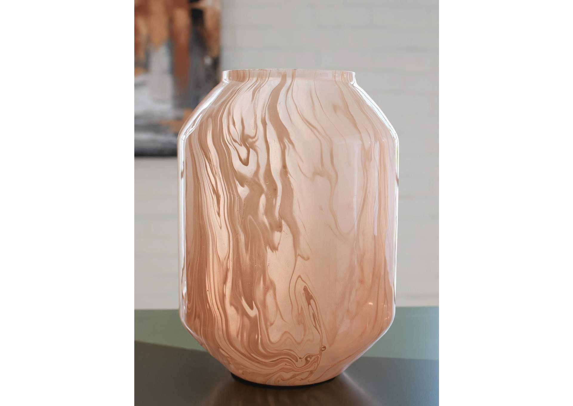 Dushby Vase