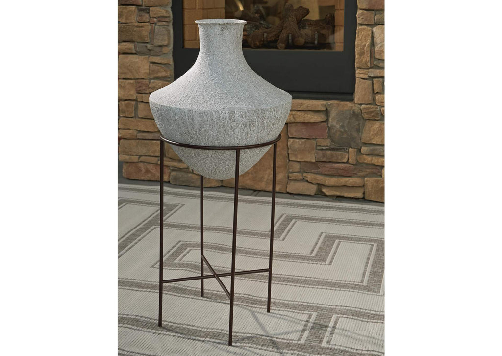 Estonbank Vase