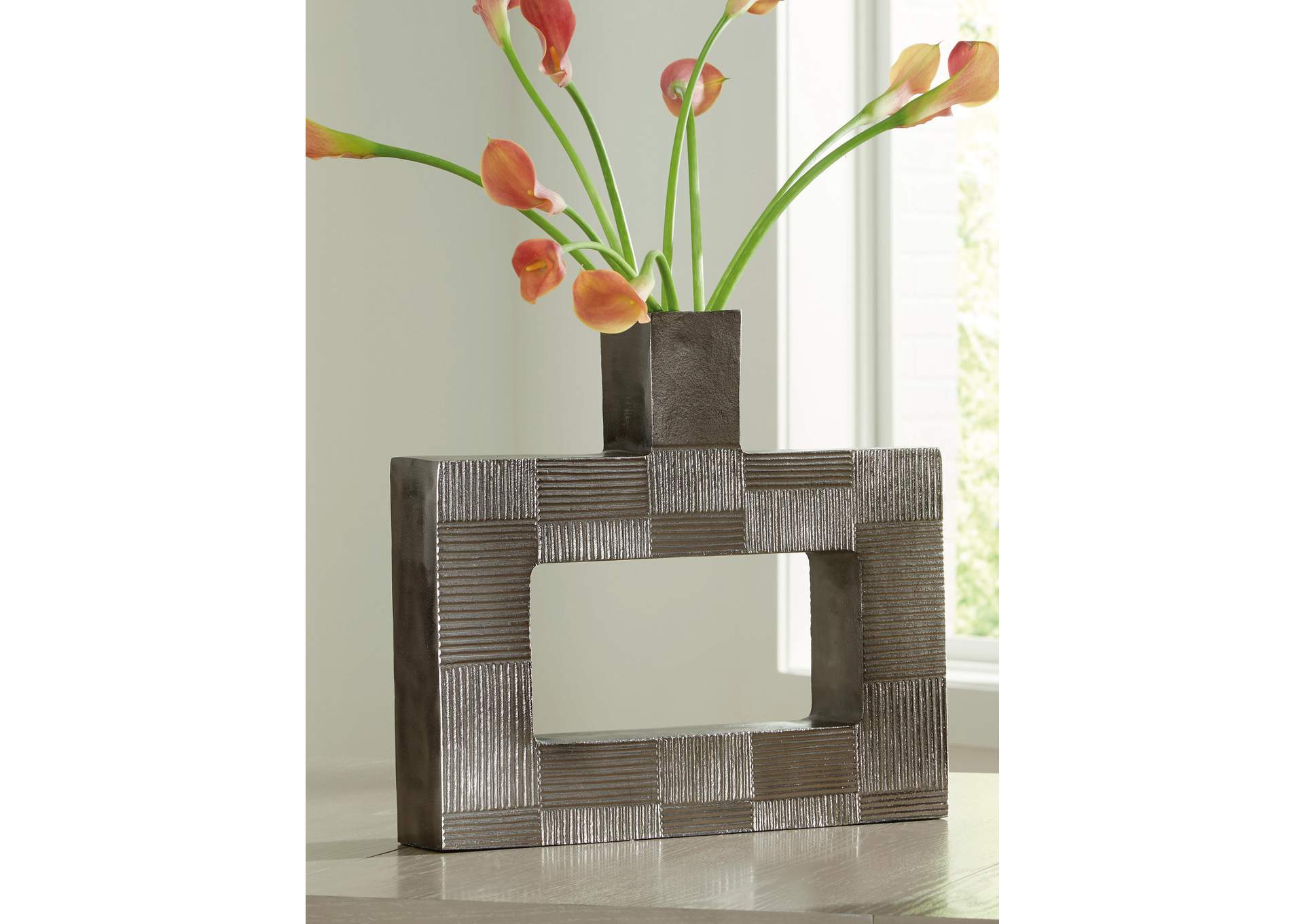 Wrengrove Vase