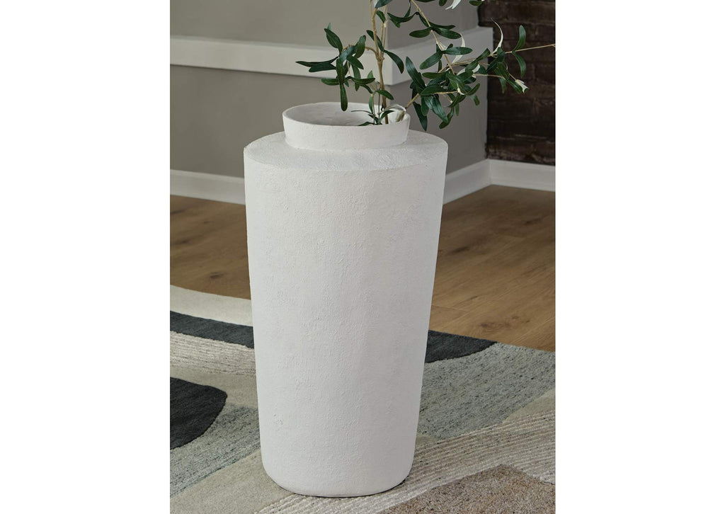 Flurinworth Vase