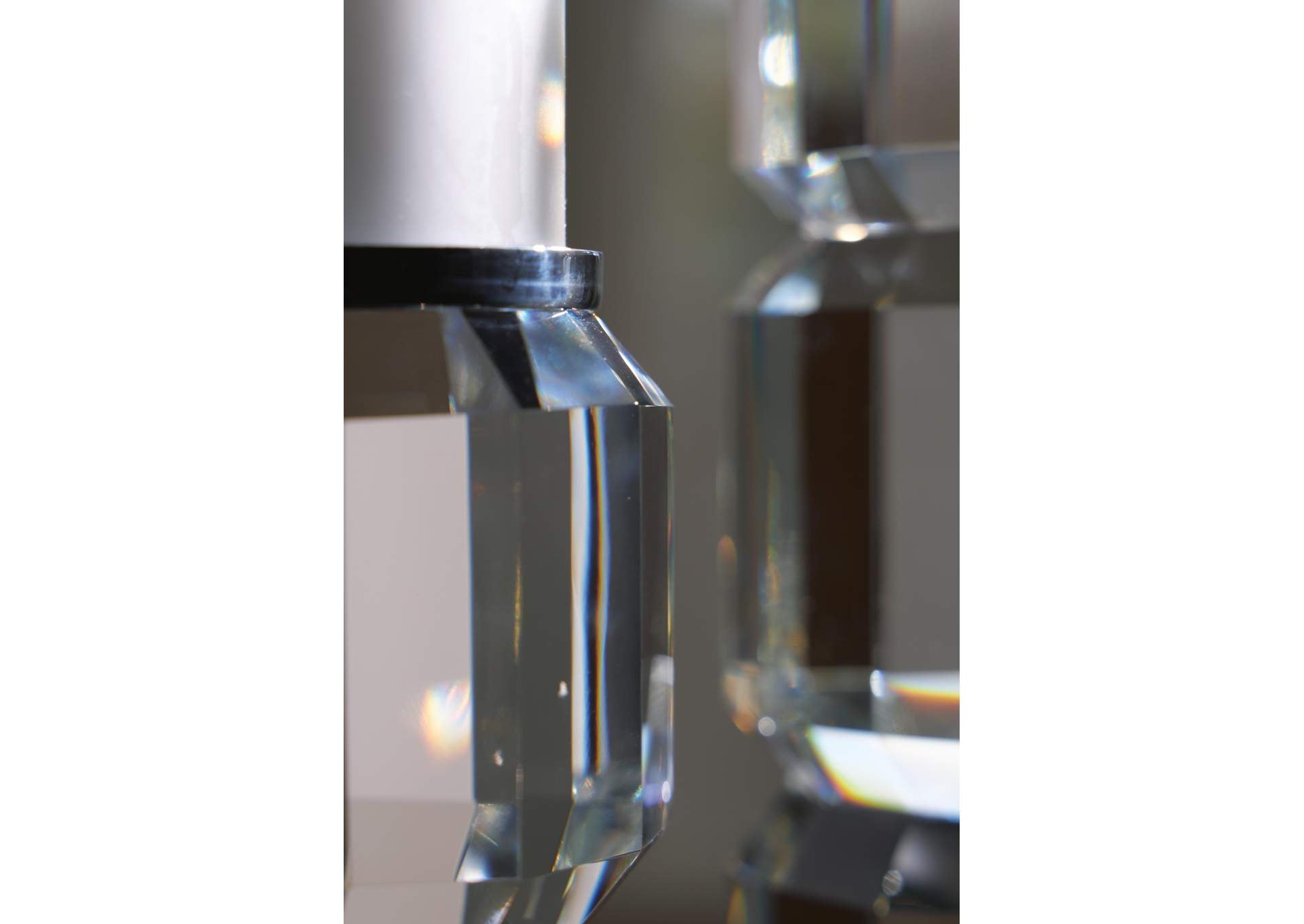 Brentley Candle Holder Set (Set of 2) detail