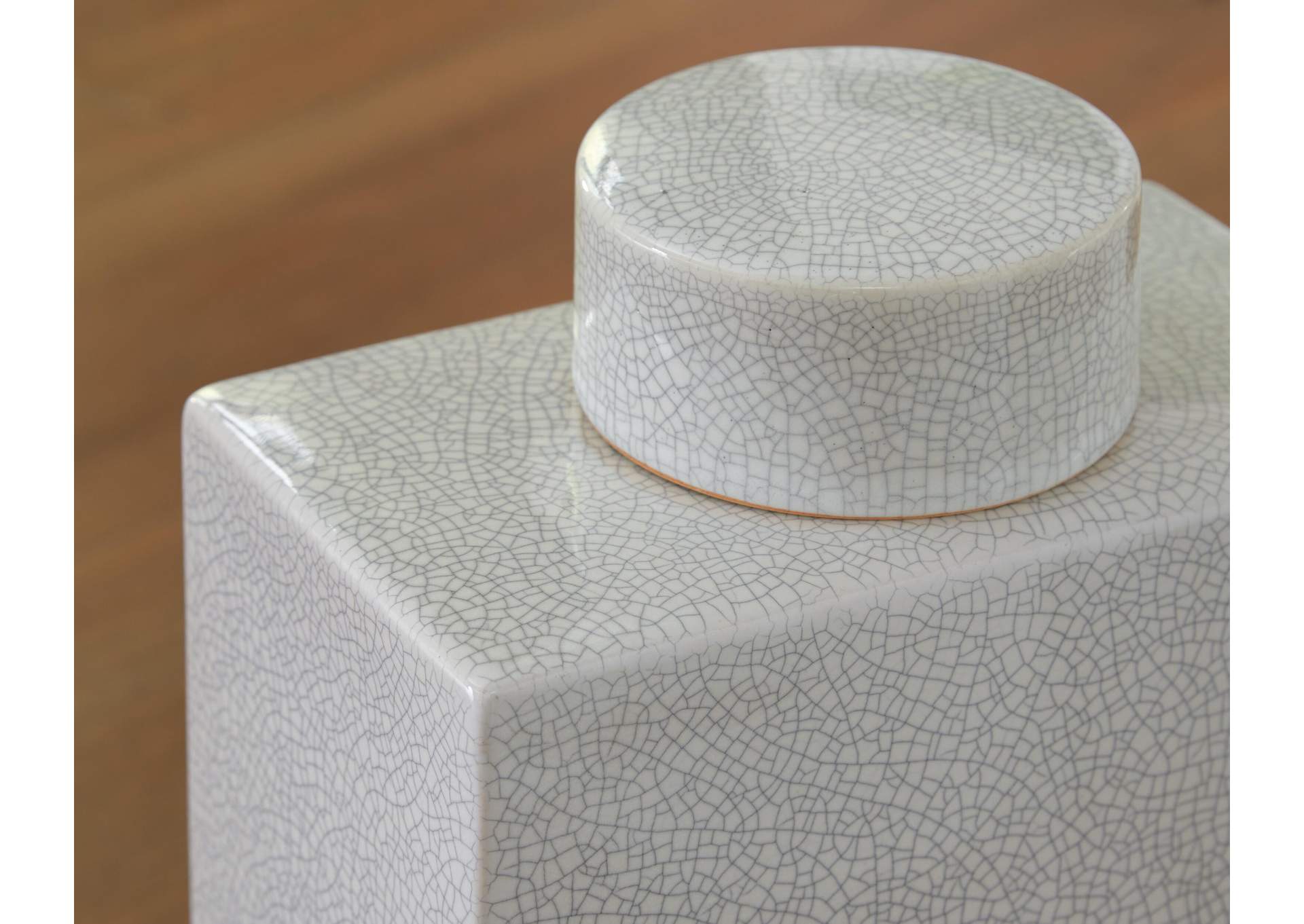 Haddworth Jar detail