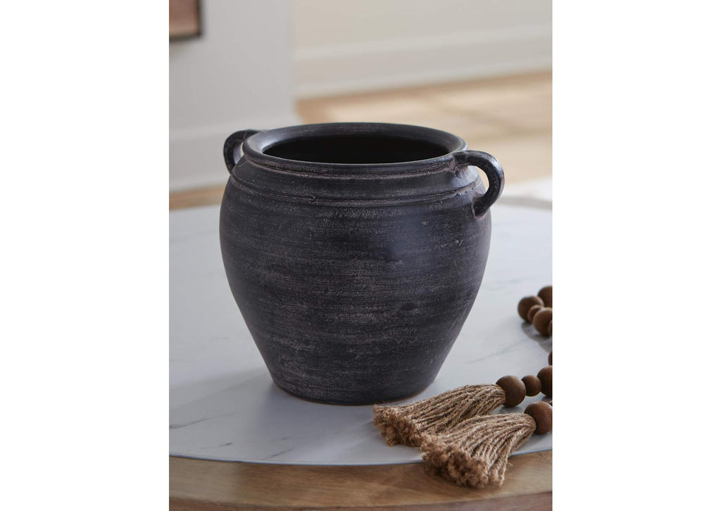Meadie Vase