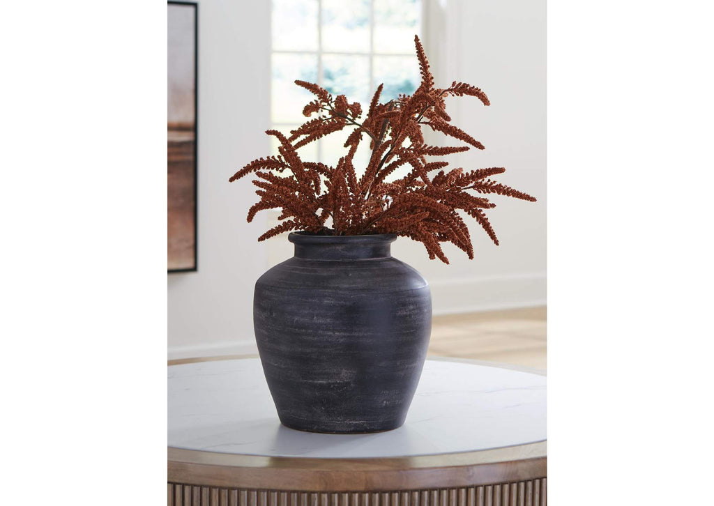 Meadie Vase