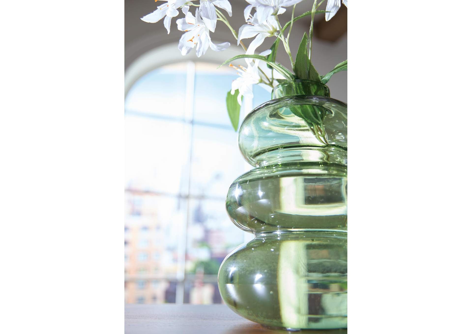 Renethorne Vase detail