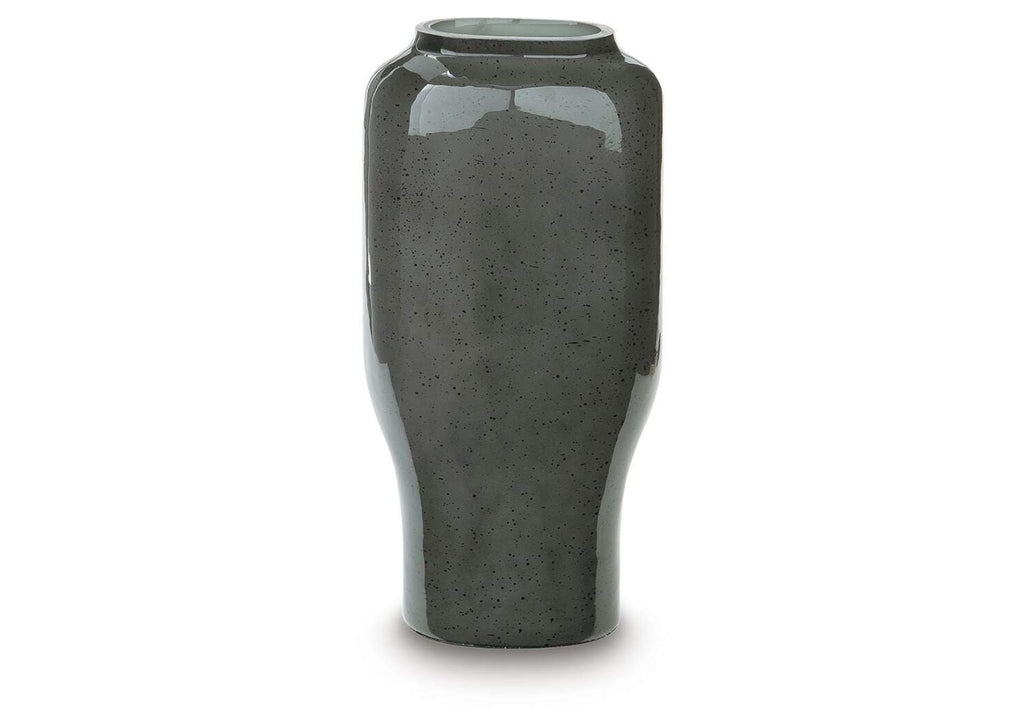 Kierlain Vase