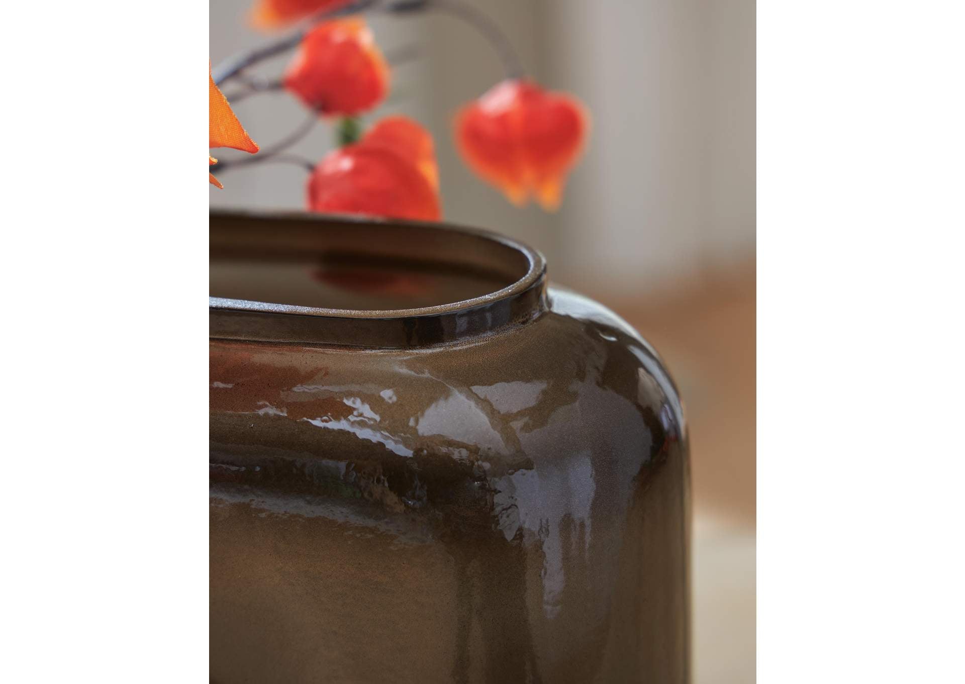 Sumner Vase detail