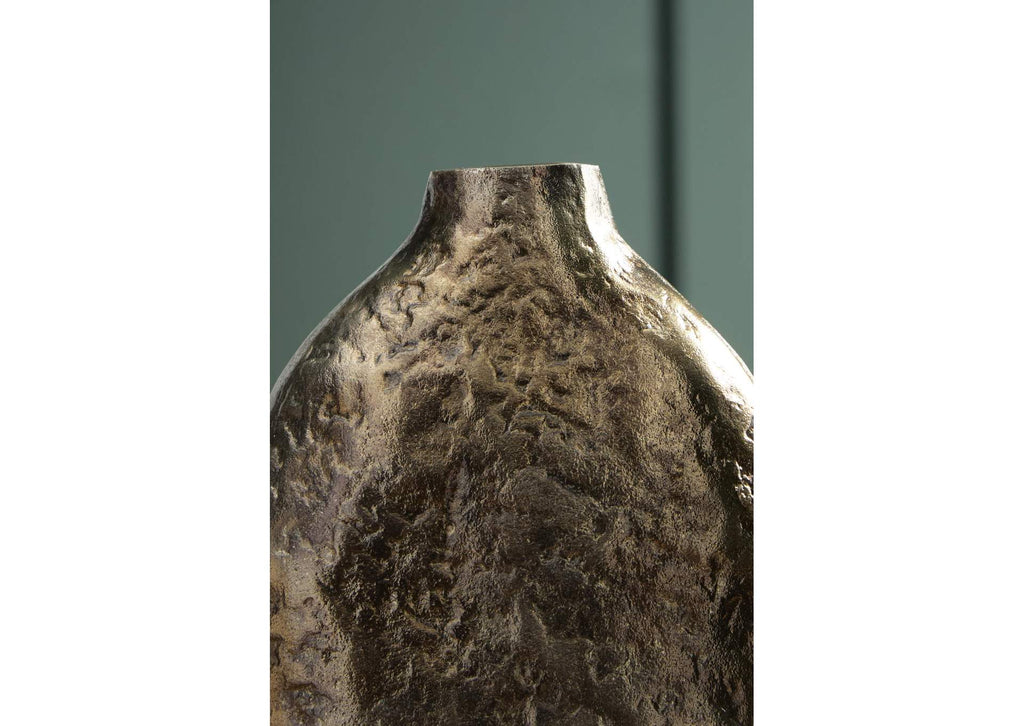 Wallmond Vase detail