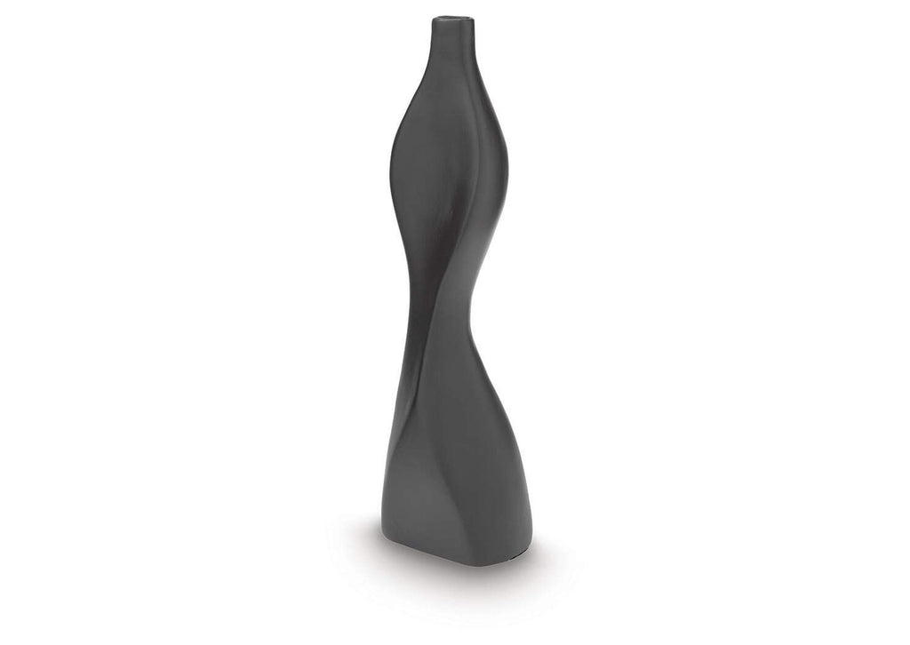Judsen Vase