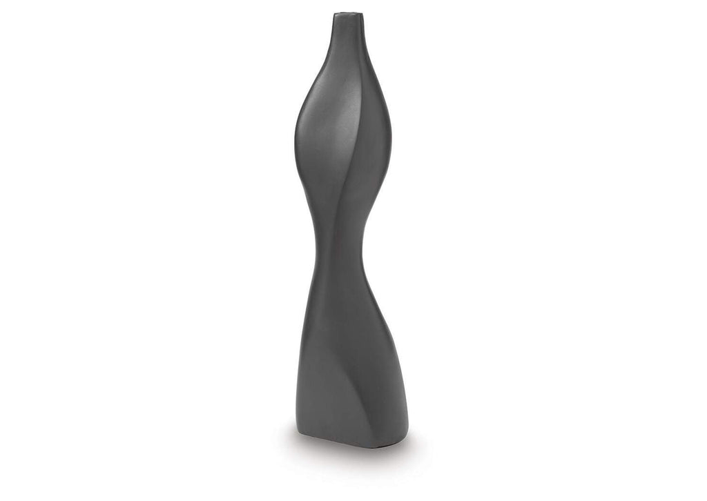 Judsen Vase