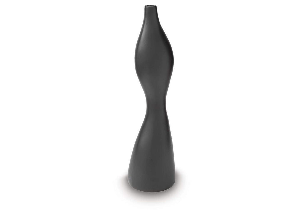 Judsen Vase