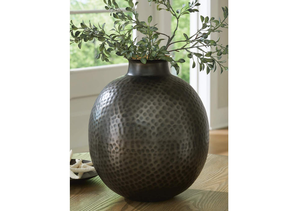 Woody Vase