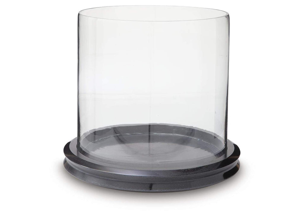 Saskia Candle Holder