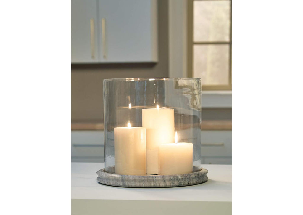 Saskia Candle Holder