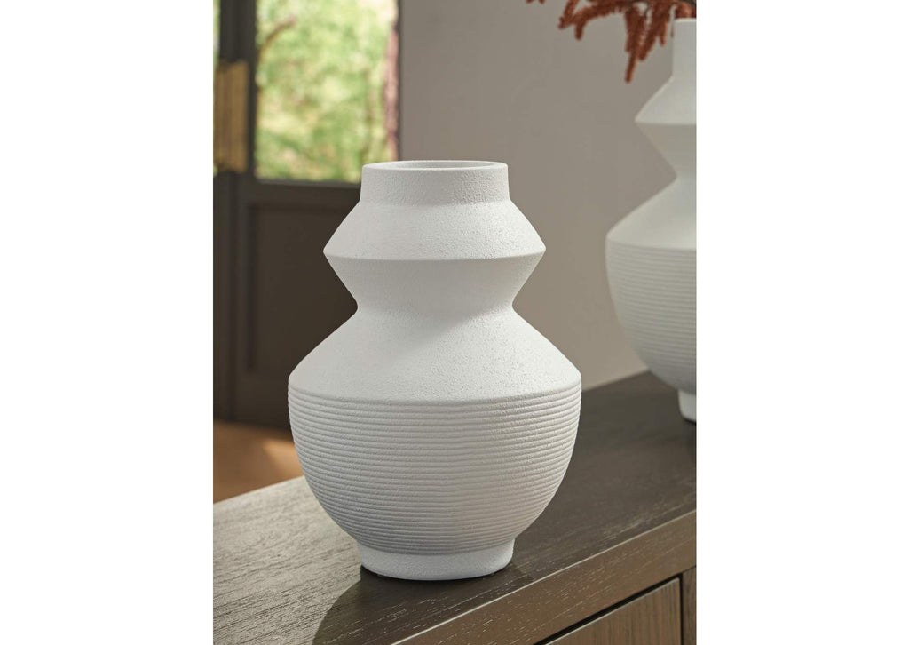 Naveen Vase