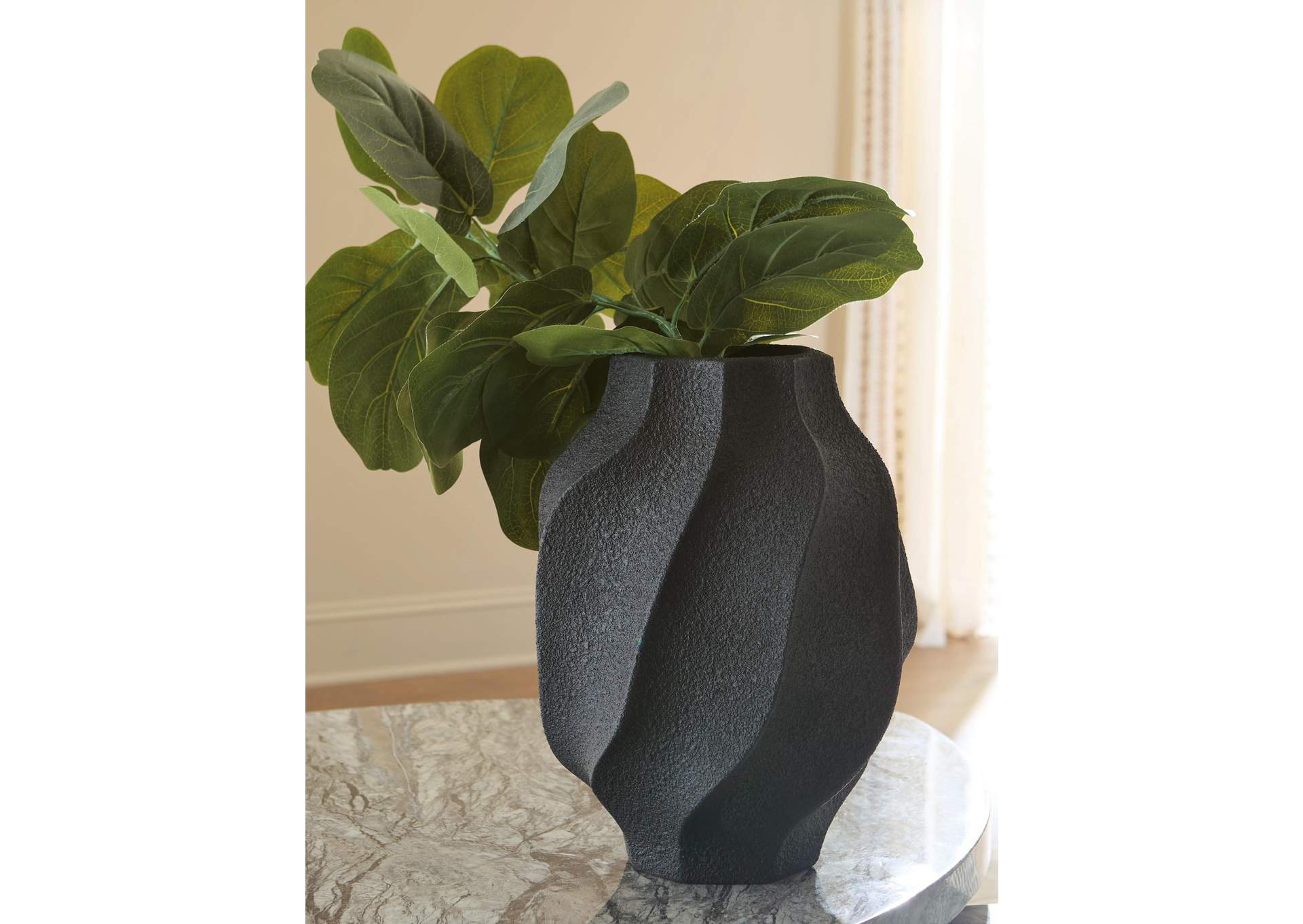 Judworth Vase