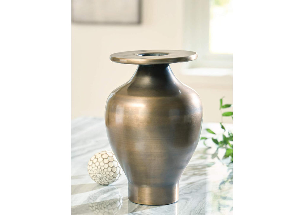 Fedorleigh Vase