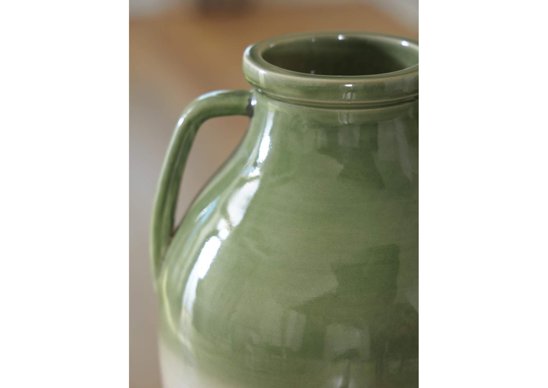 Andorbury Vase detail