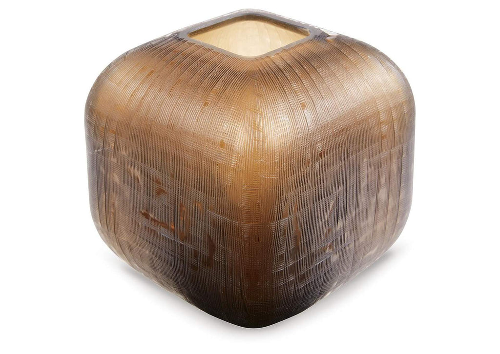 Capard Vase