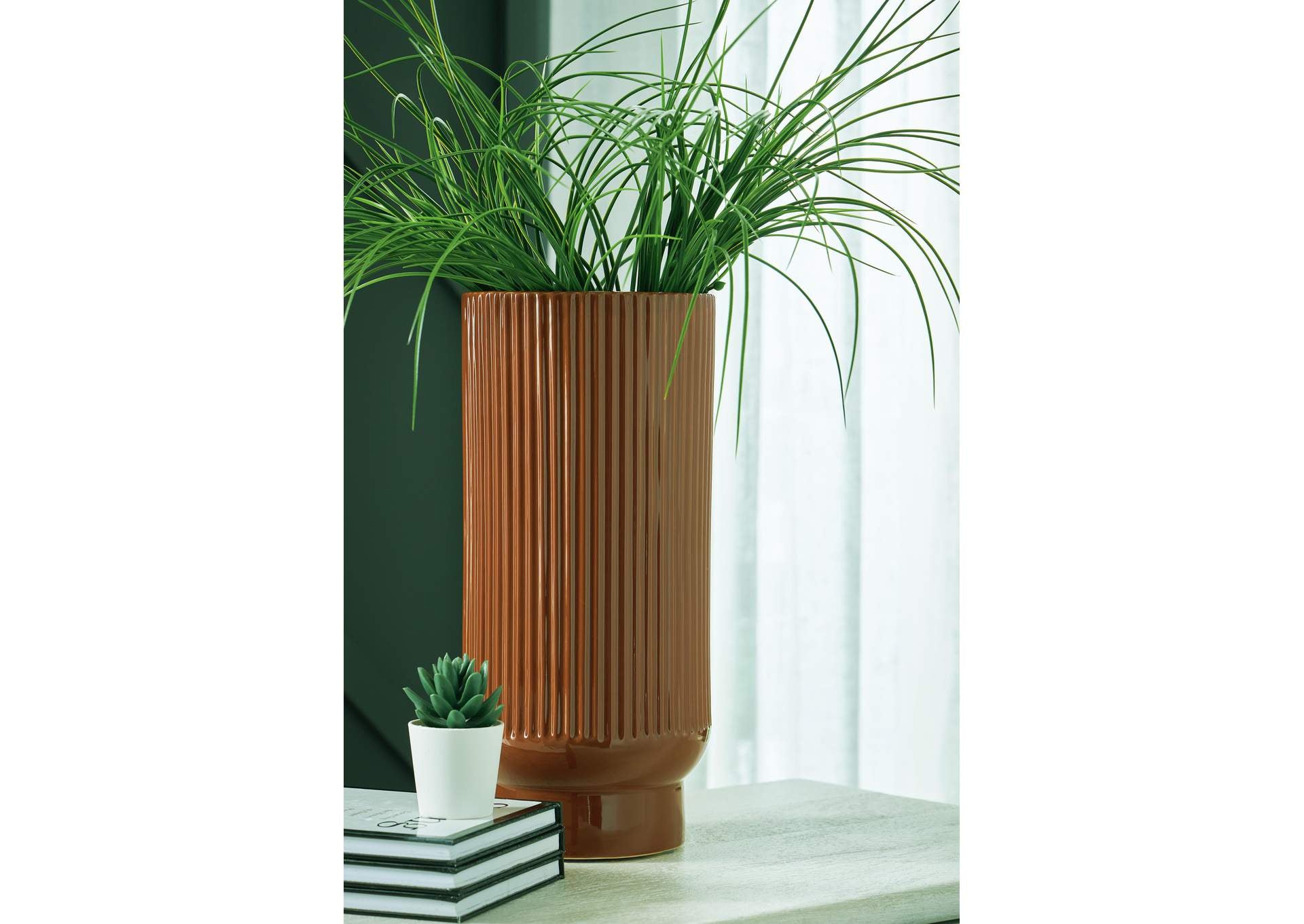 Avalyah Vase (Set of 2)