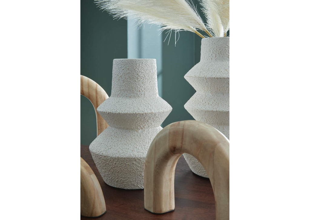 Maddwarth Accessory Set (Set of 5) detail