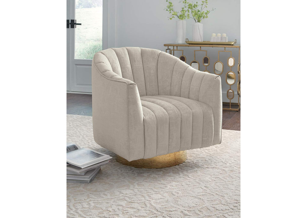 Penzlin Accent Chair room view