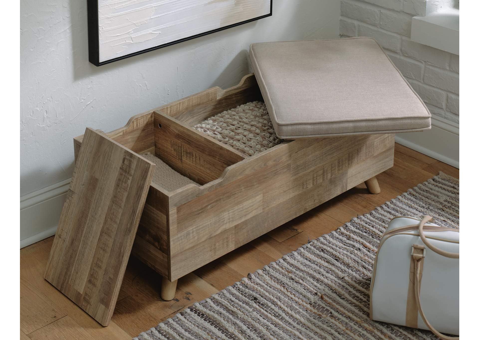 Gerdanet Storage Bench