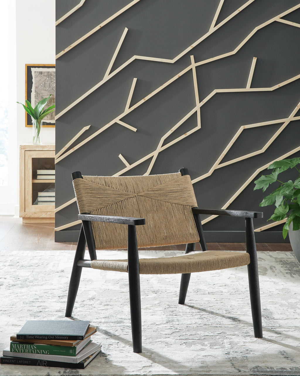 Halfmore Accent Chair in Black/Natural, alternate view 3
