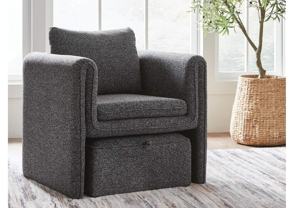 Vreni Accent Chair