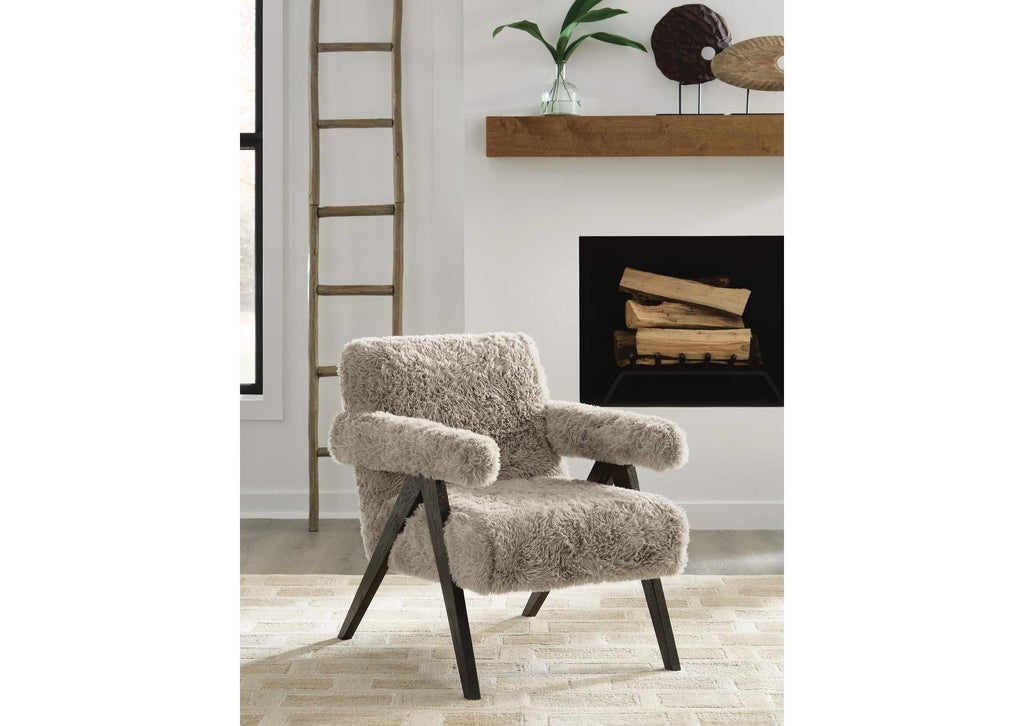 Goda Accent Chair